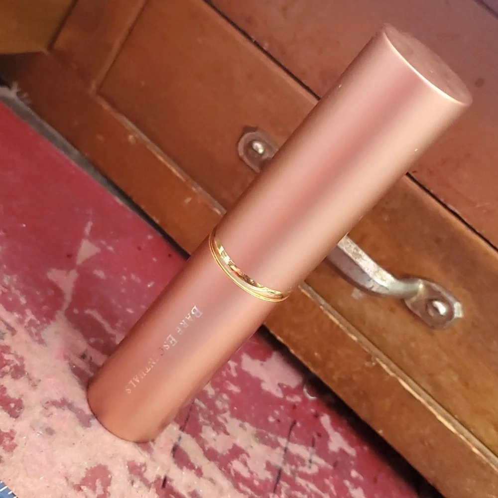 Bare Escentuals Retractable Face Application Brush. AG